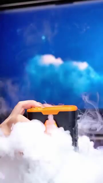 【ベルト付き】アウトドア用腰掛け扇風機 - pellfio.com 广告素材