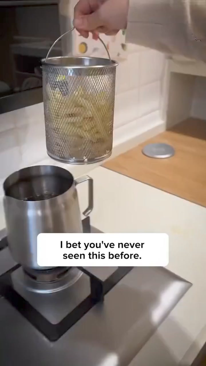 2-in-1 304 Stainless Steel Multifunctional Oil Strainer Pot