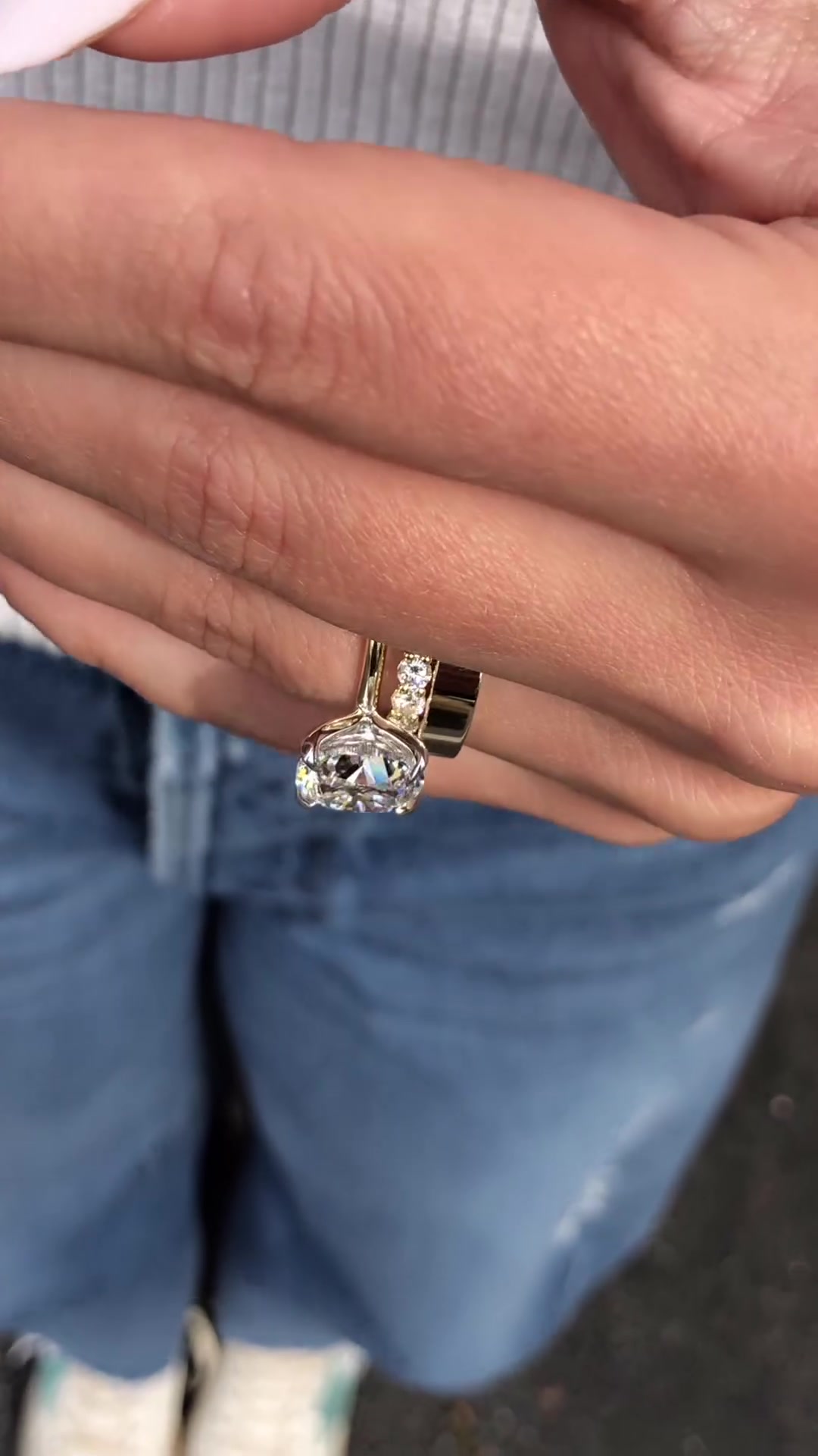 Best Sellers – Carly Jewelry 广告素材