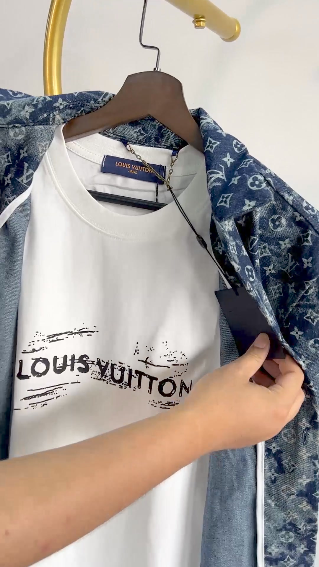 All Products – jassythshirt ad creative