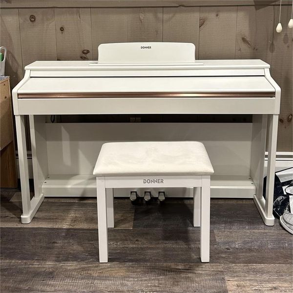 Donner DDP-100 88 Key Hammer Action Upright Digital Piano Black/White 广告素材