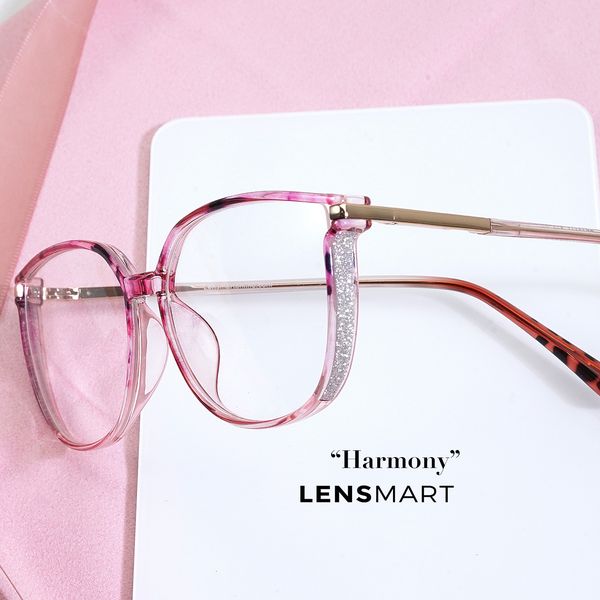 Harmony - Rectangle Tortoiseshell Glasses For Women ad creative