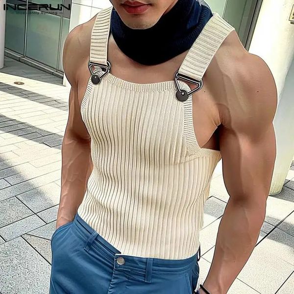 Buttoned Tank Top – Gothic Tot 广告素材