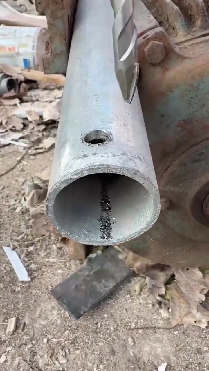 High-strength eccentric twist drill bit 广告素材