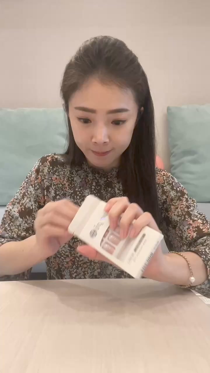 美甲師最愛款 彙整 - popinana | 極速甲貼 | 5分鐘專業級美甲 广告素材