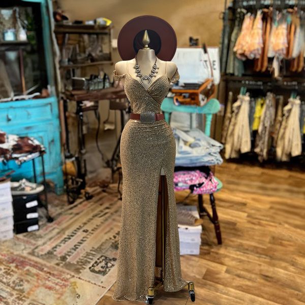 Women's dress | Off Shoulder Slit Sequin Dress |Website-westernfeelings 广告素材