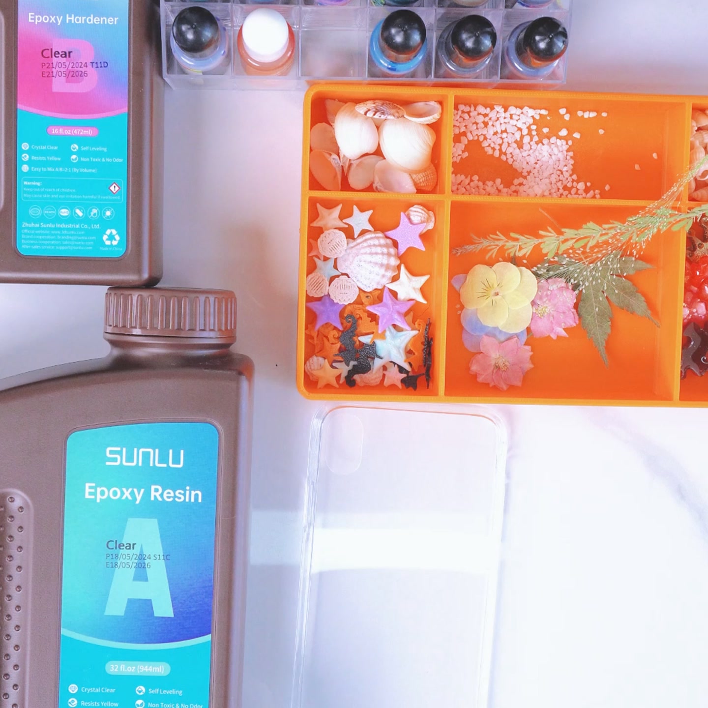 Crystal Clear Epoxy Resin Kit 48OZ(32OZ+16OZ), Perfect for DIY Gifts, Casting, Coating, Decorating, River Table Top 广告素材