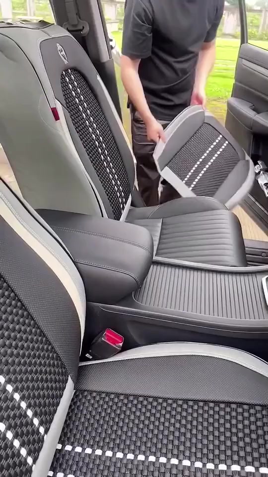 🚗Capa de assento luxuosa - pode ser personalizada de acordo com o mod 广告素材