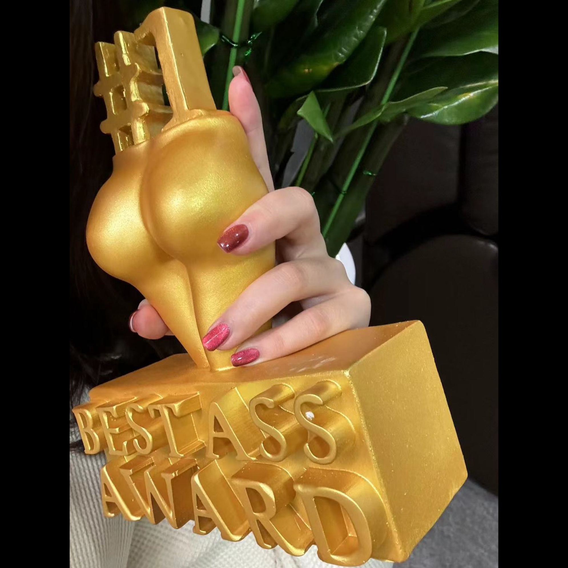 Best Ass Award 广告素材