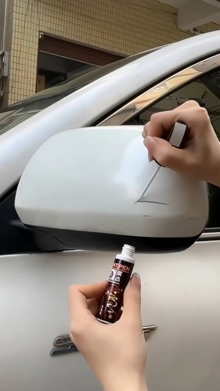 Car Scratch Remover Pen 广告素材