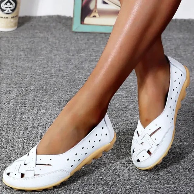 Orthopedic Loafers In Breathable Leather 广告素材