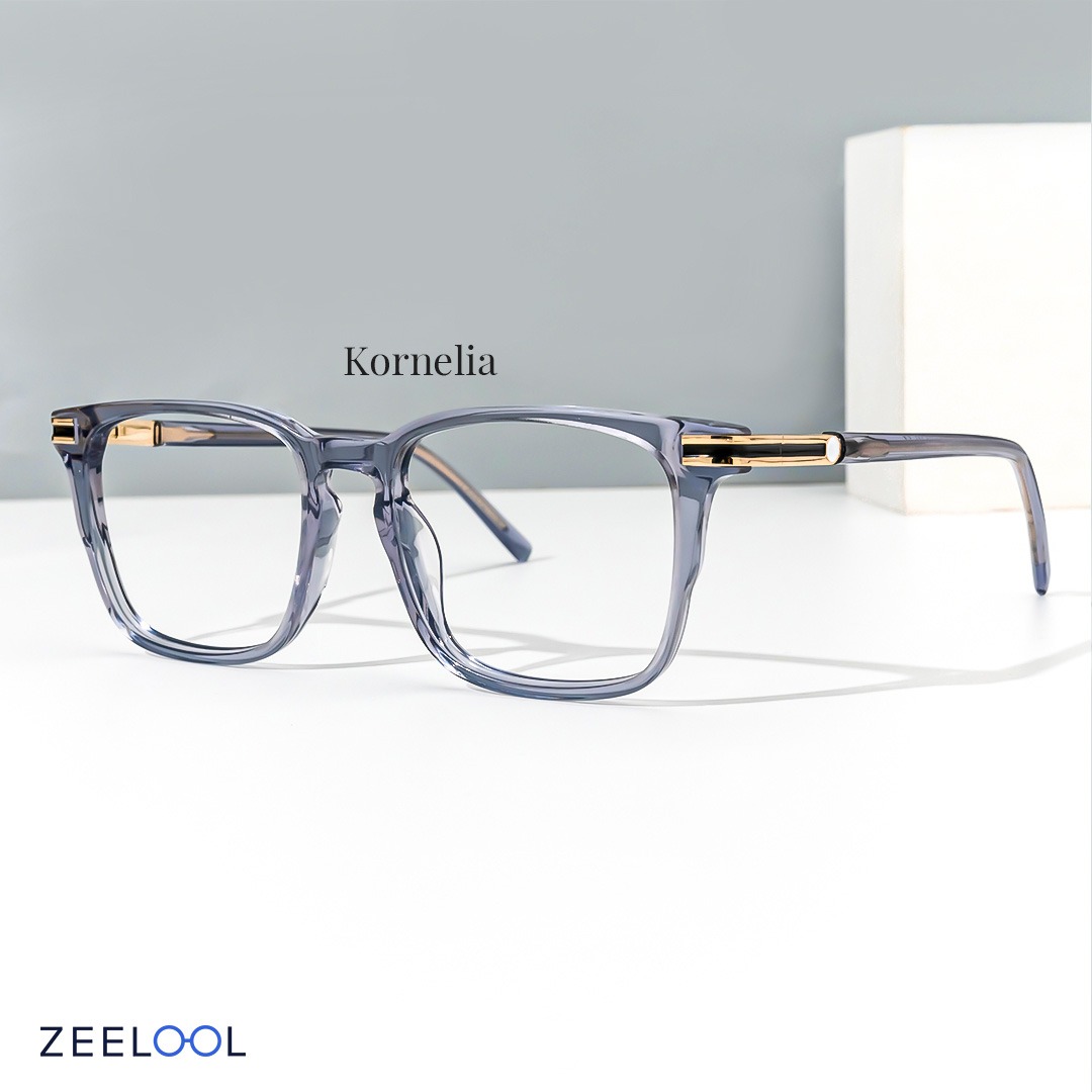 Square Kornelia Gray Glasses on sale -Zeelool Glasses ad creative