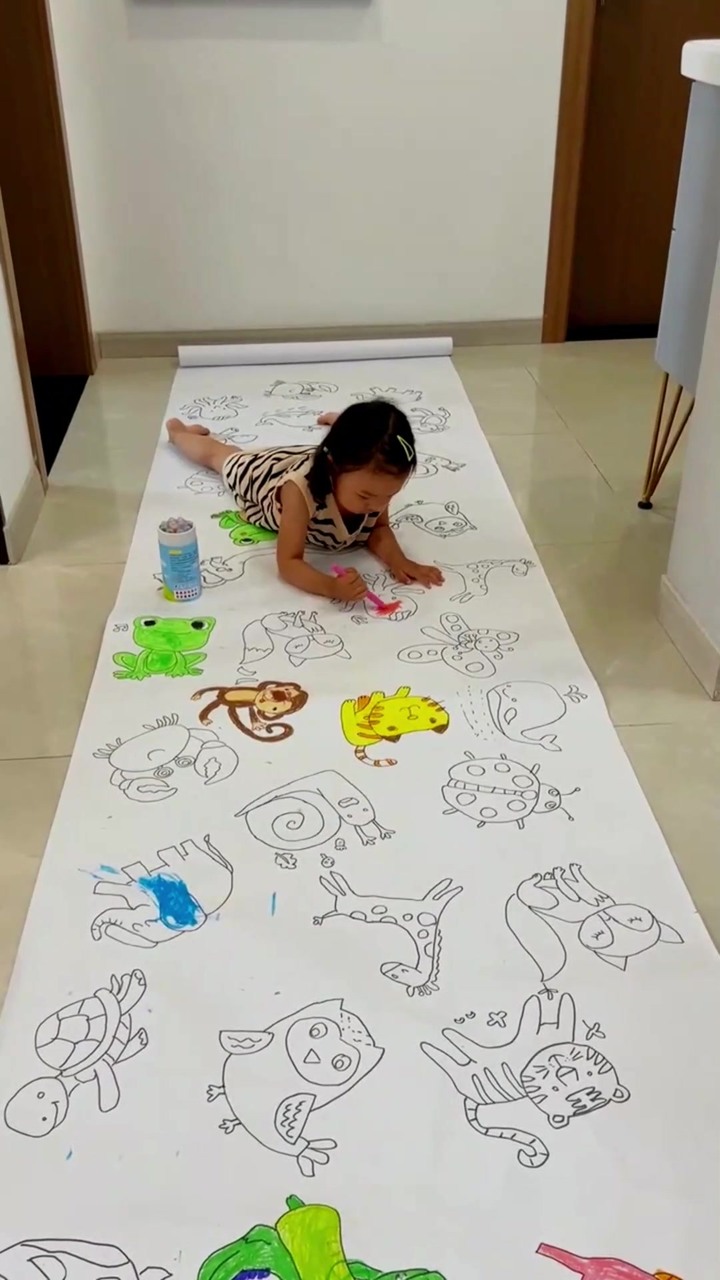 🔥Children's Drawing Roll ad creative