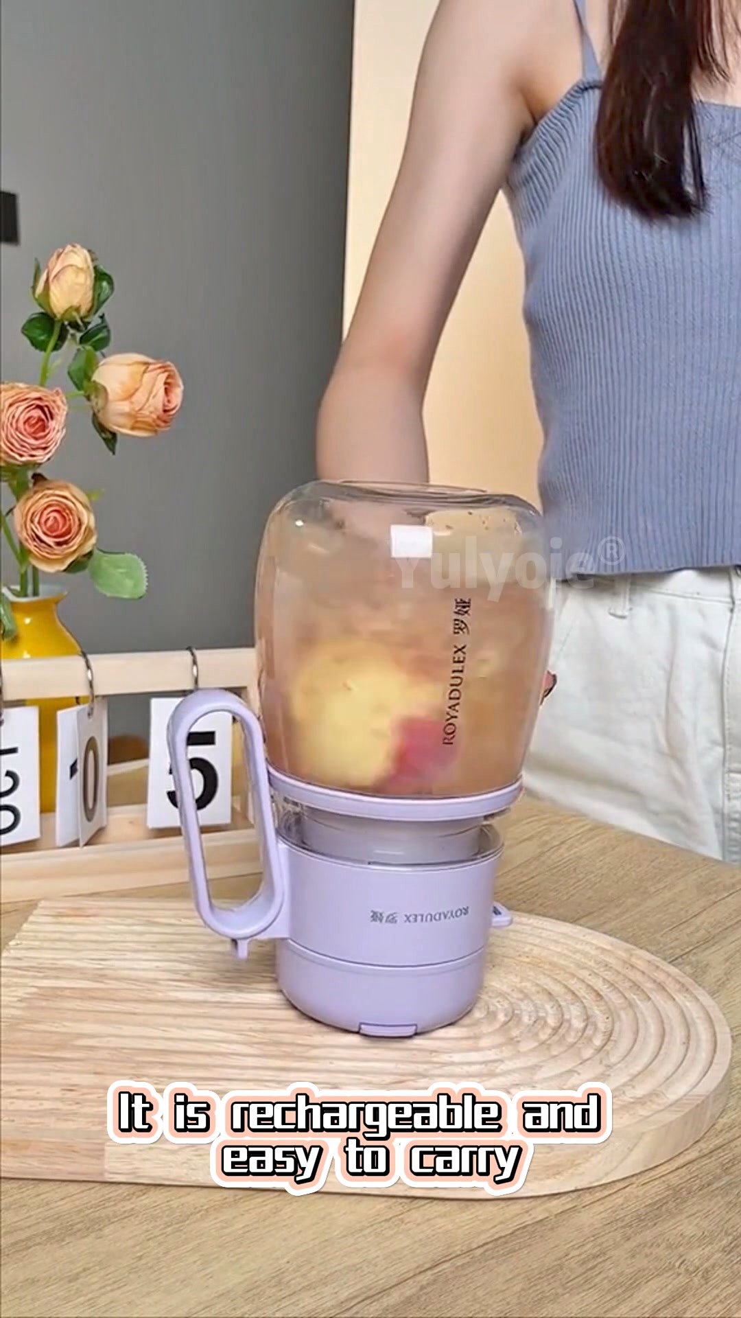 🔥Summer Hot Sale ❄️Multifunctional Portable Juicer Cup With Digital Display 广告素材