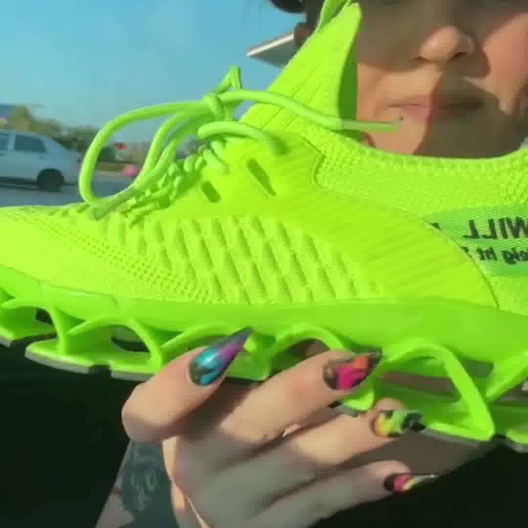 ELEV8 - Height Boosting Shoes (3") 广告素材