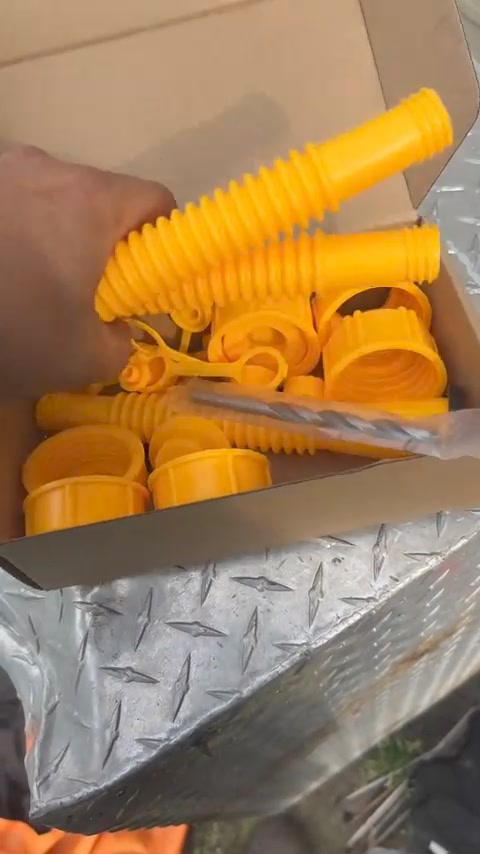 🔥Upgraded Replacement Gas Can Spout with Flexible Nozzle, Fit for Most 1/2/5/10 Gal Can 广告素材