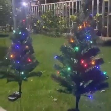 🔥Last Day 75% OFF - 🎄2024 New Sale: Solar Powered Christmas Tree ad creative