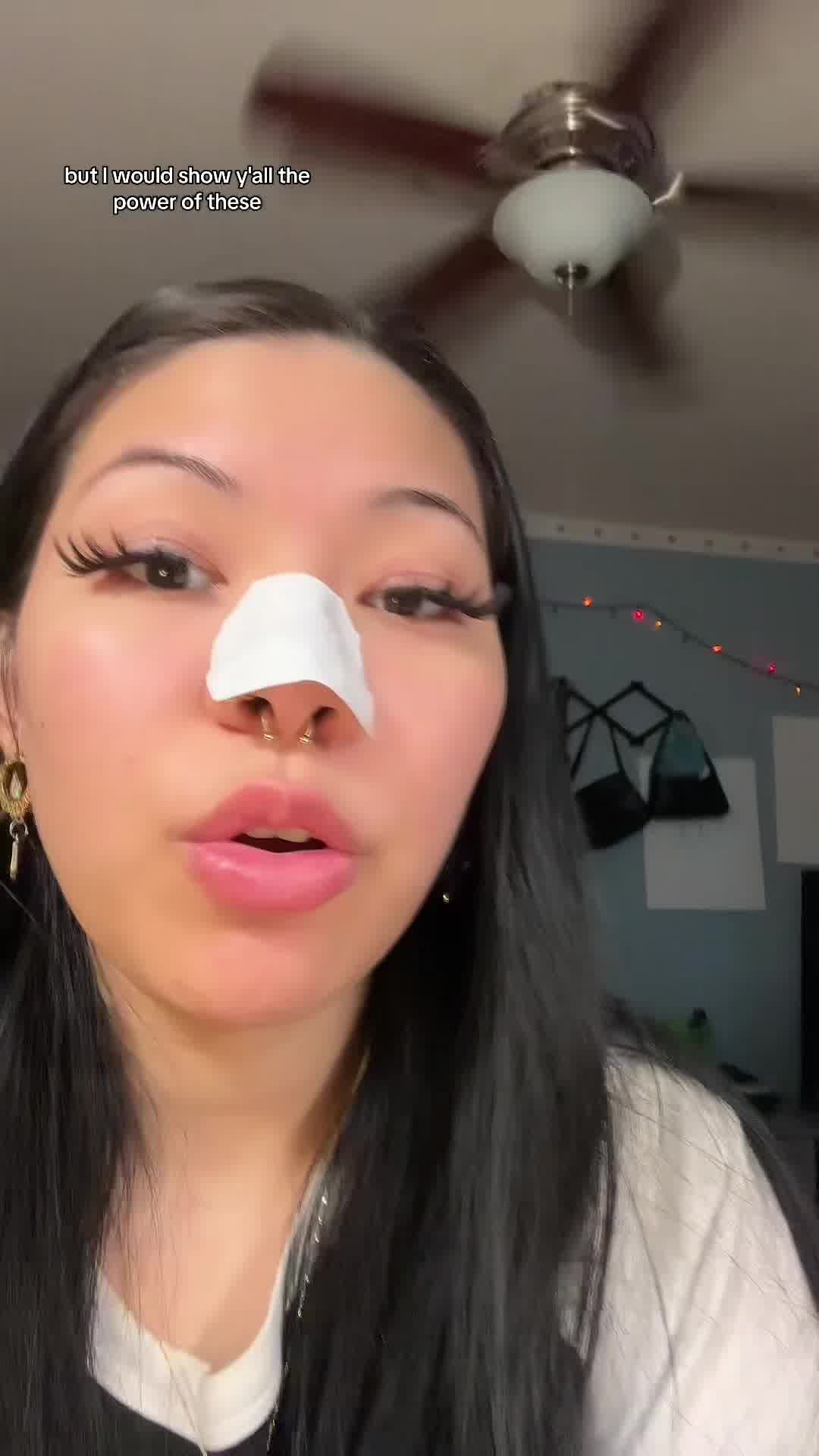 Blackhead Removing Pore Strips ad creative