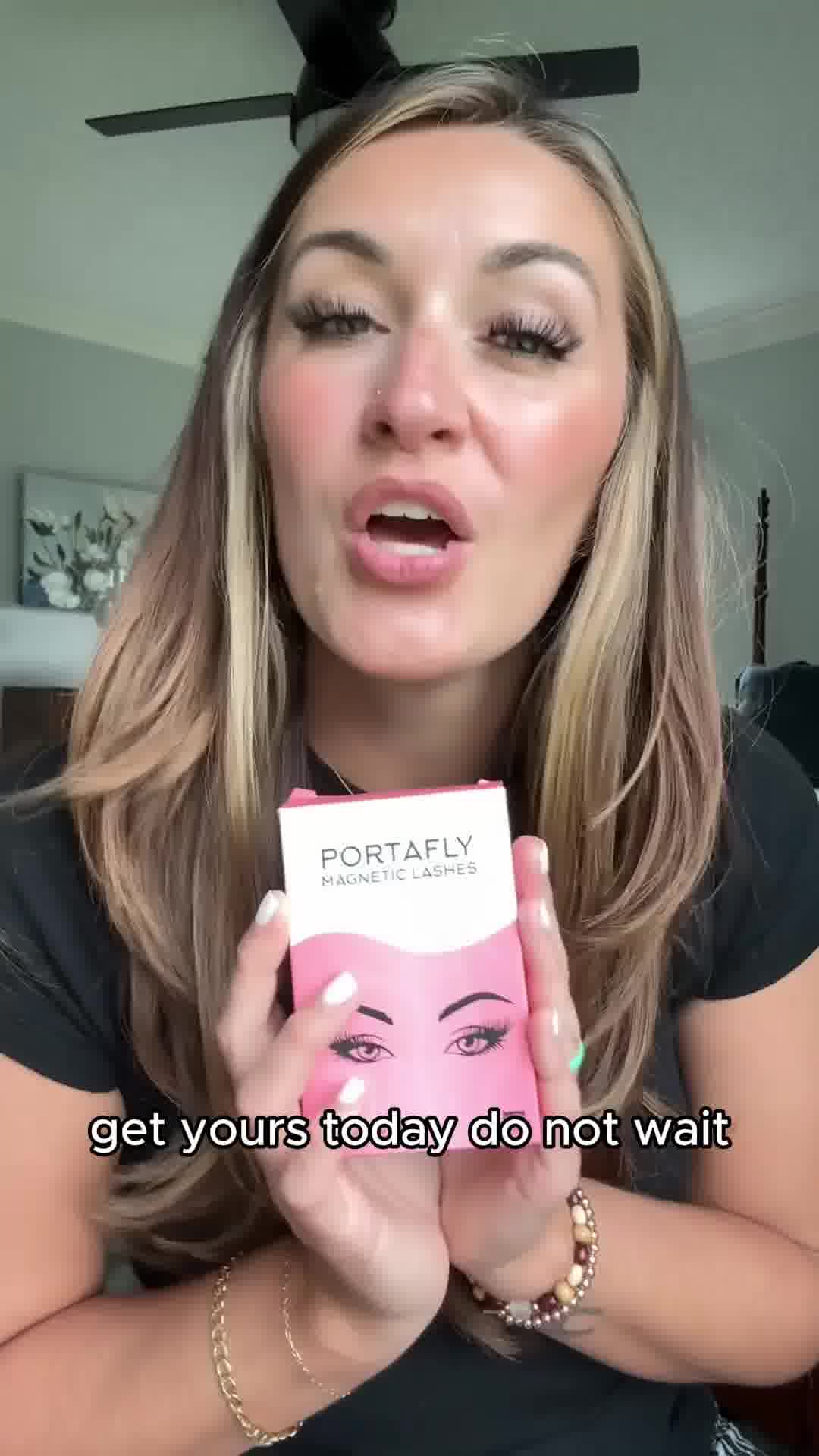 Portafly™ Magnetic Lashes ad creative