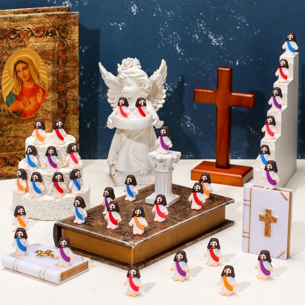 Mini Jesus Figurine ad creative
