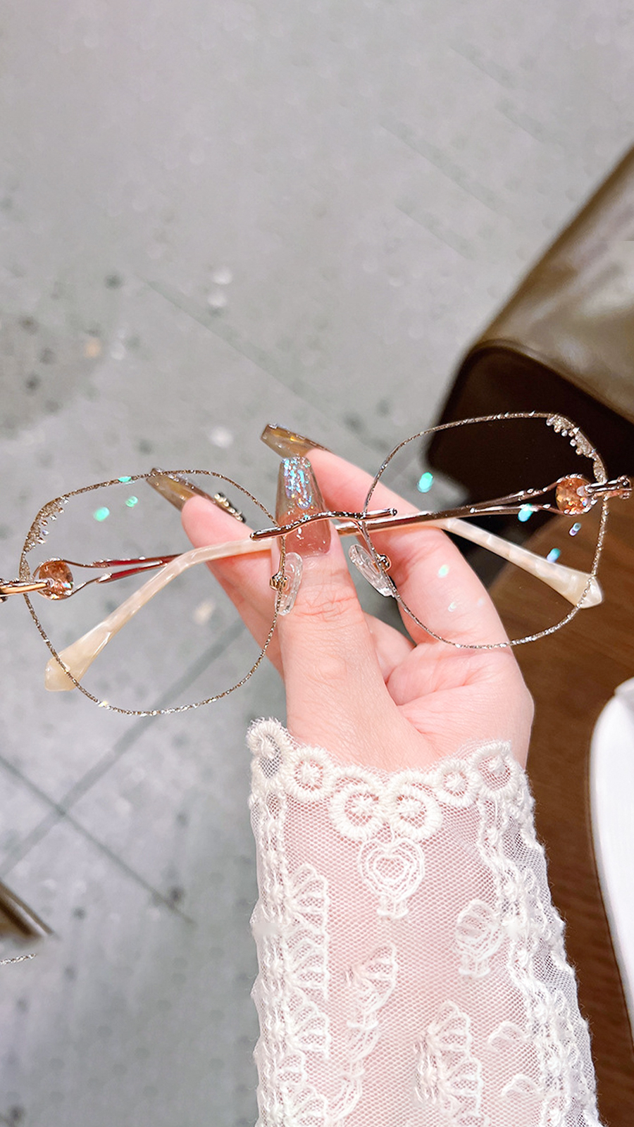 Glitter 广告素材
