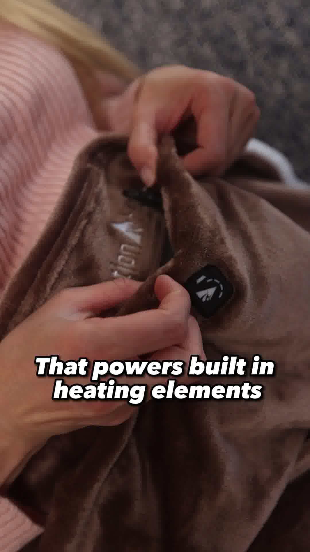 ActionHeat 7V Battery Heated Plush Throw Blanket 广告素材