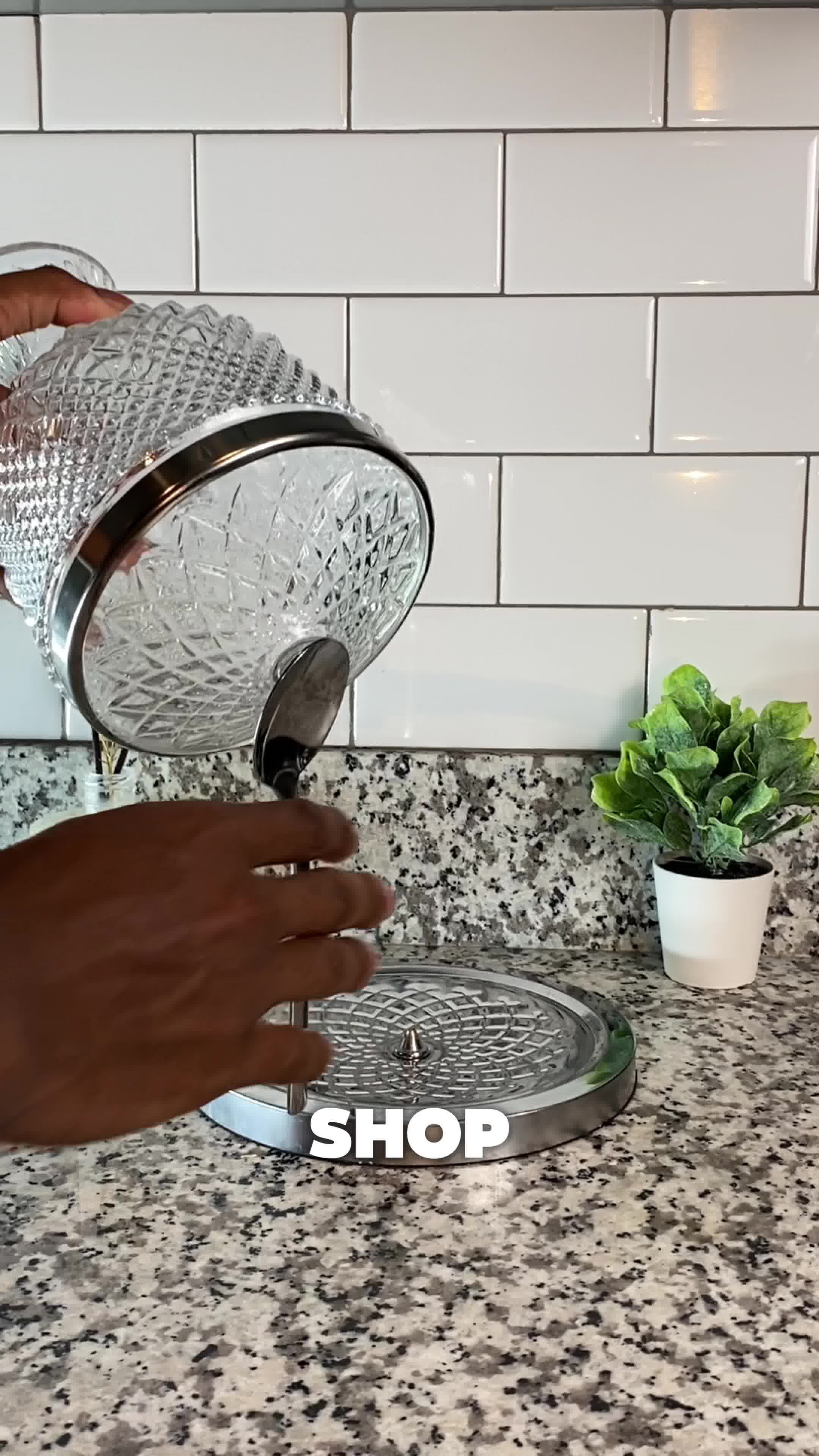 Rotating Crystal Wine Decanter ad creative