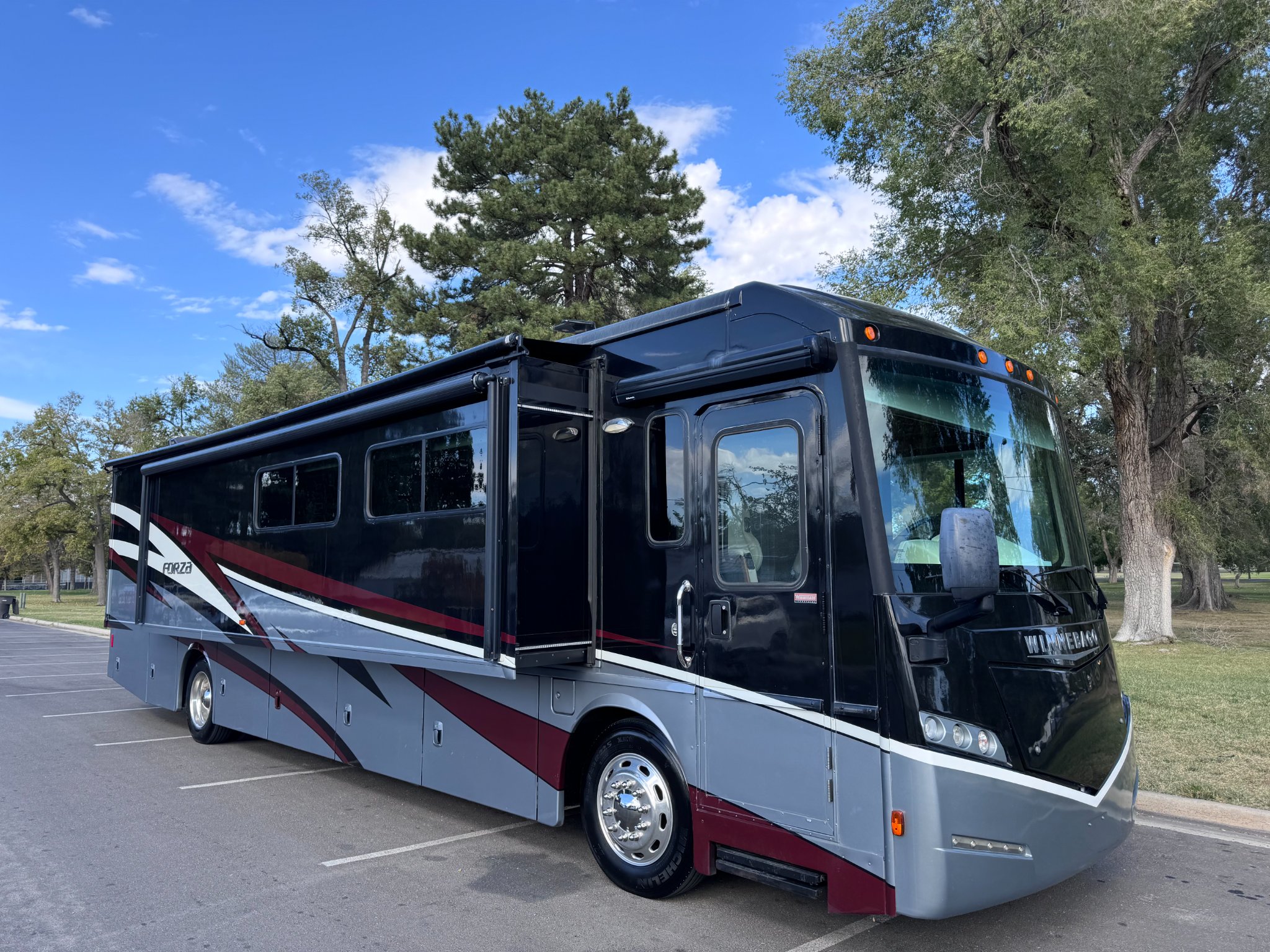 Clay's RV Slc 广告素材